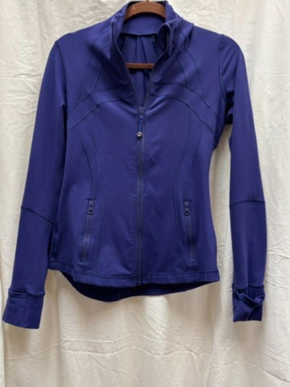 Lululemon Midnight Orchid Define Jacket. Size 8.